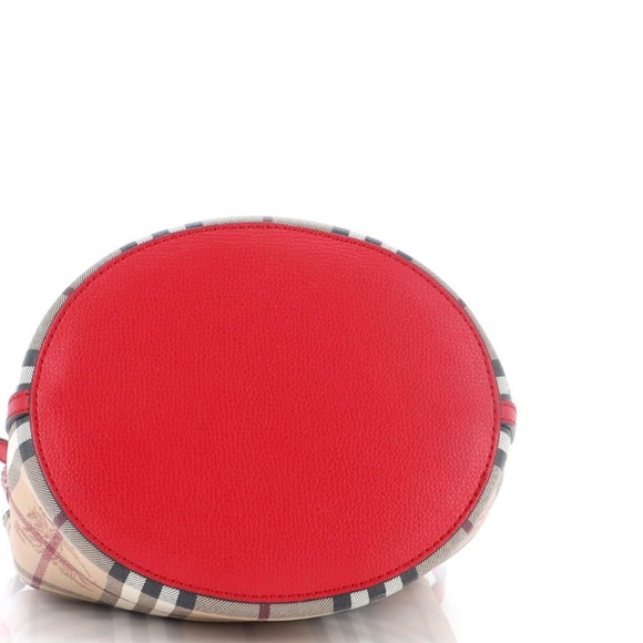 Burberry bucket bag - Picture 4 of 4